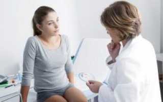 Как молодой девушке лечить молочницу?